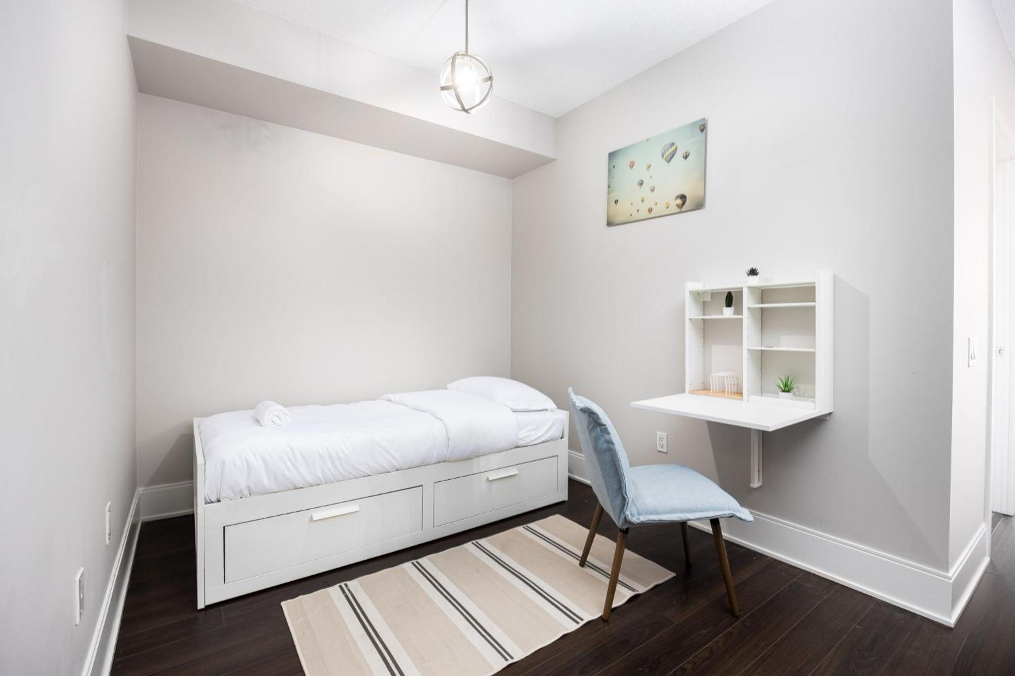 Dwtn Condo Near Cn Tower! W/ Free Parking تورونتو المظهر الخارجي الصورة